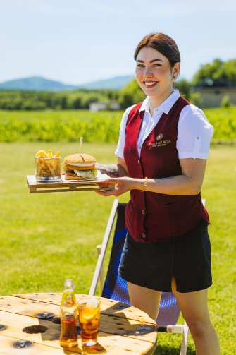 Biała Akacja - Restauracja i Pyszna Pizza z dostawą Łąka Prudnicka